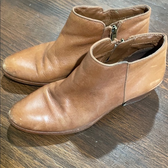 Size 9.5 Sam Edelman Booties - Picture 2 of 6